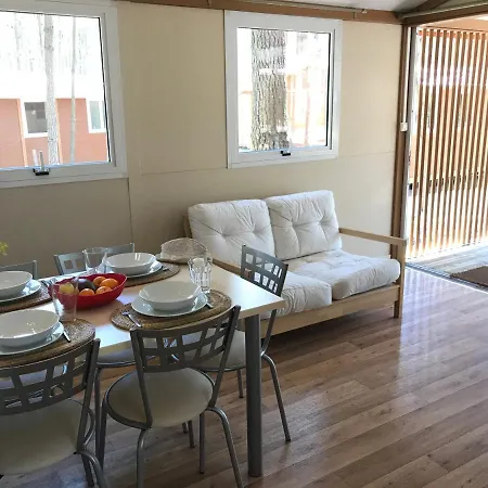 Bungalow-parque De Campismo Sao Miguel Ferienpark *