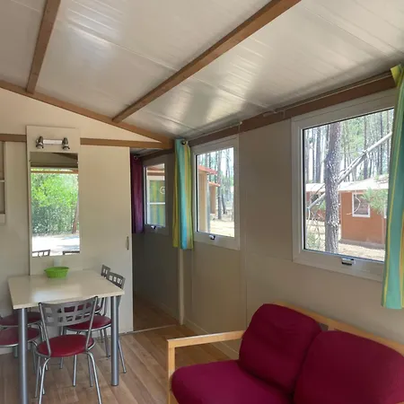 Bungalow-parque De Campismo Sao Miguel Ferienpark *