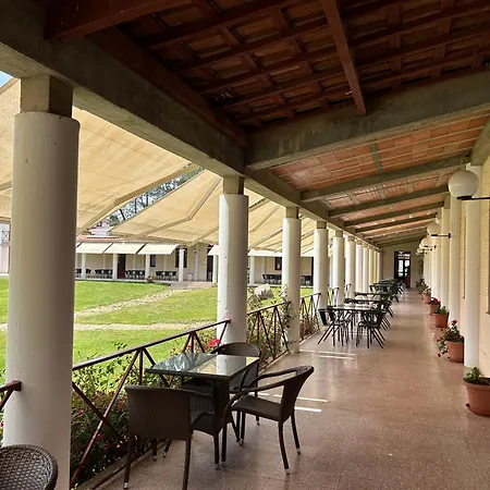 Bungalow-parque De Campismo Sao Miguel Одесейше