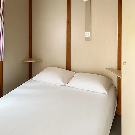 Bungalow-parque De Campismo Sao Miguel Ferienpark