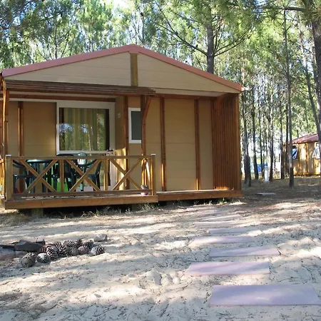 Bungalow-parque De Campismo Sao Miguel *