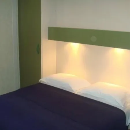 Bungalow-parque De Campismo Sao Miguel *